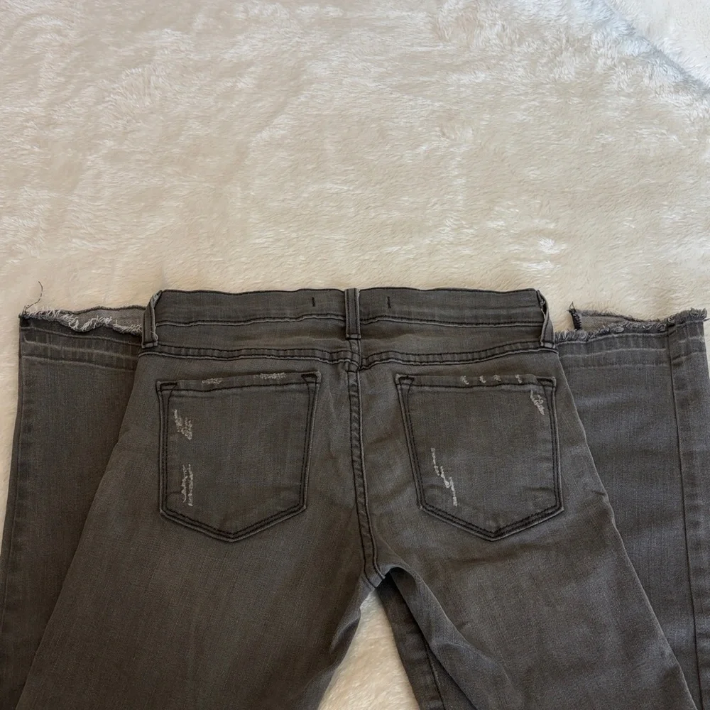 Flying Monkey Charcoal Distressed Skinny Jeans | Size 25